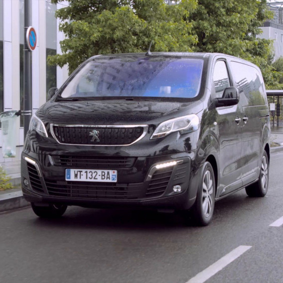 Facebook post by PEUGEOT
