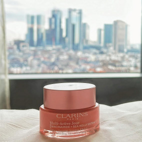 Multi-Active Day Cream | All Skin Types | CLARINS® UK