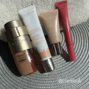 DOUBLE SERUM Foundation 2in1 Hybrid Foundation M1C | CLARINS® UK